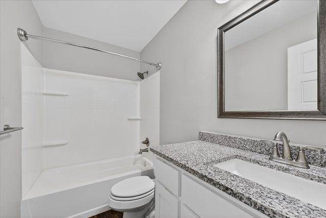 1032 Ray Drive, Denison, TX 75020