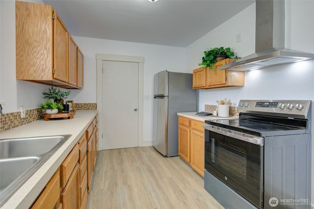 909 Wood Avenue, Hoquiam, WA 98550