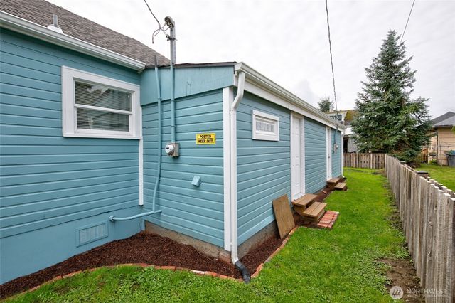 909 Wood Avenue, Hoquiam, WA 98550