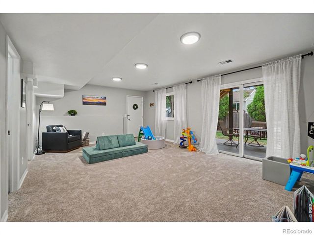 350 Slippery Elm Place, Loveland, CO 80538