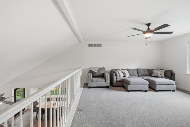 2323 Call Road, Stow, OH 44224