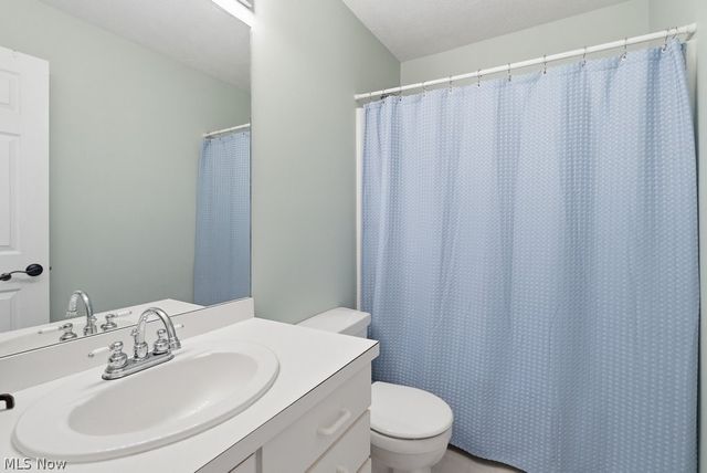 2323 Call Road, Stow, OH 44224