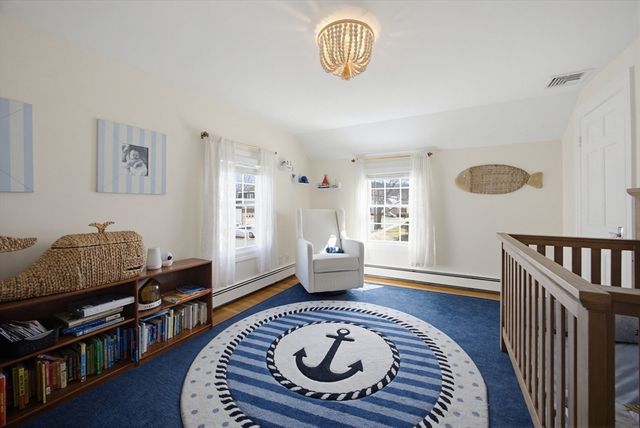 2 Sunset Rd, Salem, MA 01970