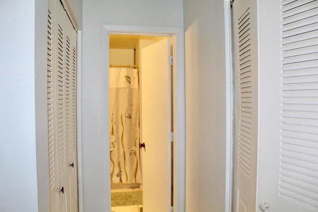 566 SW Sara Boulevard, Port St. Lucie, FL 34953