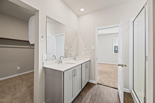 142 Solitude DR, San Marcos, TX 78666