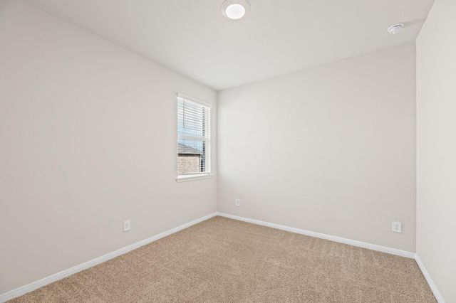 142 Solitude DR, San Marcos, TX 78666
