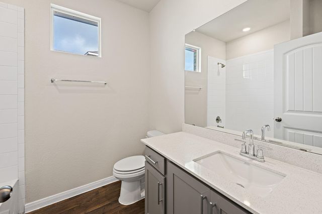 142 Solitude DR, San Marcos, TX 78666