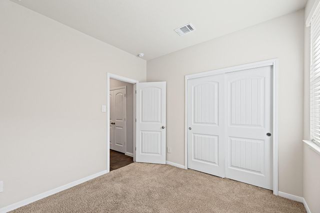 142 Solitude DR, San Marcos, TX 78666