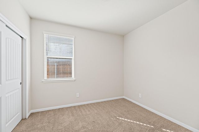 142 Solitude DR, San Marcos, TX 78666