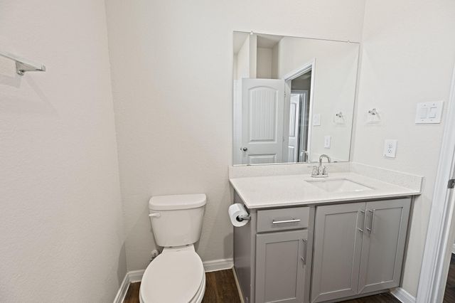 142 Solitude DR, San Marcos, TX 78666