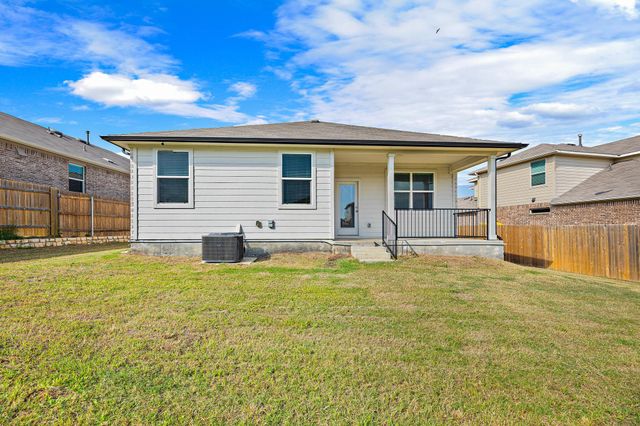 142 Solitude DR, San Marcos, TX 78666