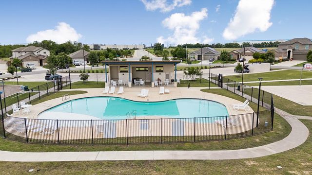 142 Solitude DR, San Marcos, TX 78666