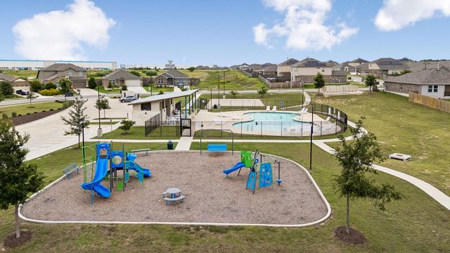 142 Solitude DR, San Marcos, TX 78666