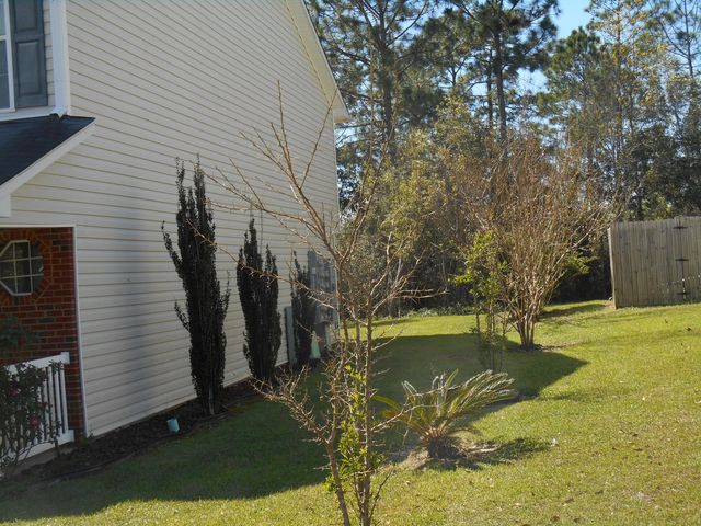 149 Swaying Pine Court, Crestview, FL 32539