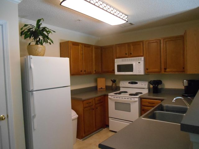 149 Swaying Pine Court, Crestview, FL 32539