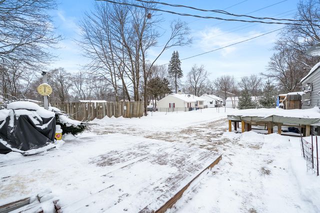 1332 W Highland Boulevard, Battle Creek, MI 49015