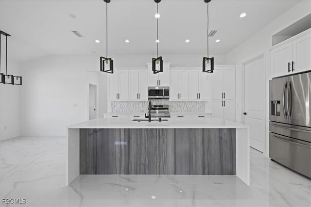 1501 NE 15th TER, Cape Coral, FL 33909