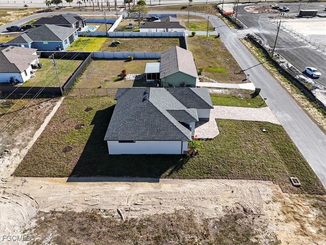 1501 NE 15th TER, Cape Coral, FL 33909