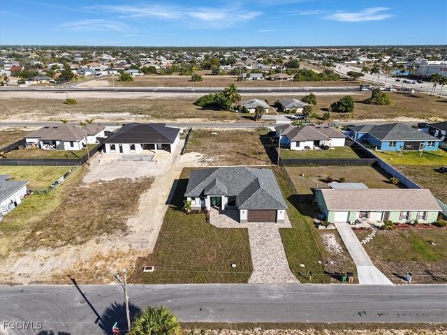 1501 NE 15th TER, Cape Coral, FL 33909