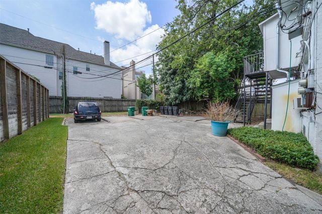 1517 Bonnie Brae Street, Houston, TX 77006