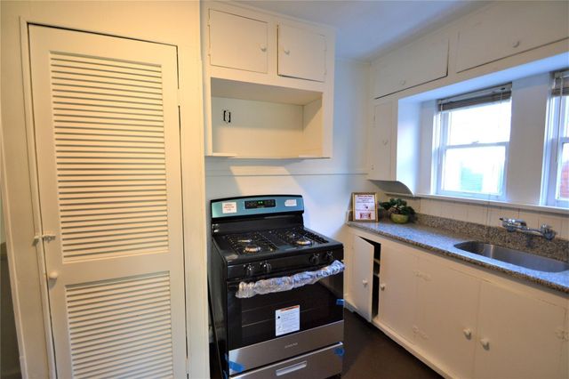 1517 Bonnie Brae Street, Houston, TX 77006