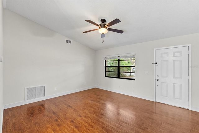 723 PENT STREET, Tarpon Springs, FL 34689