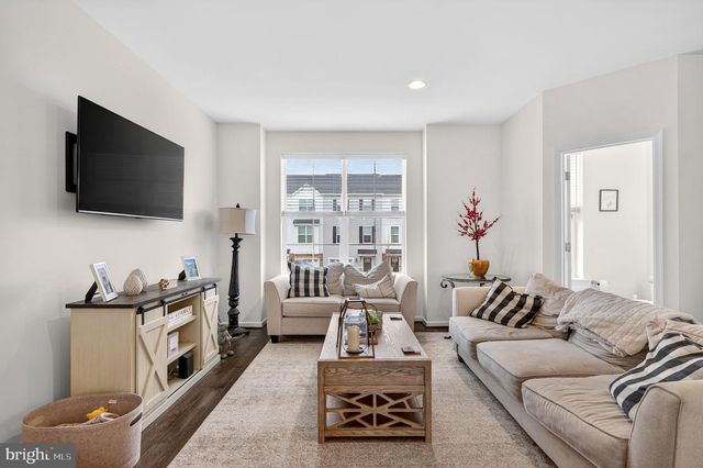 17 SANCTUARY PL, West Deptford, NJ 08086