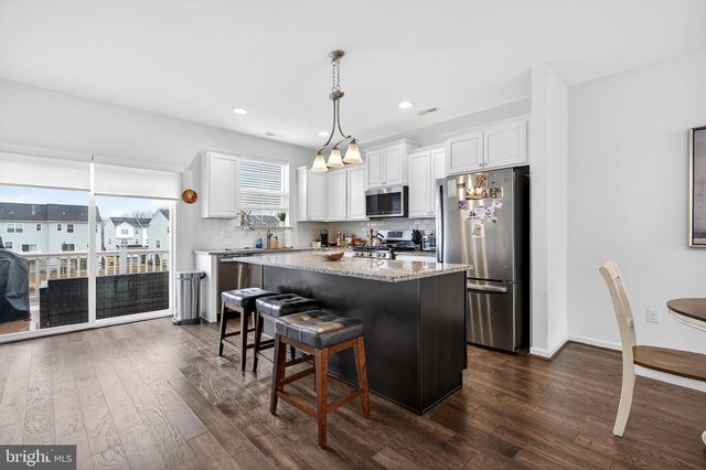 17 SANCTUARY PL, West Deptford, NJ 08086