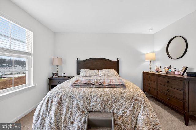 17 SANCTUARY PL, West Deptford, NJ 08086