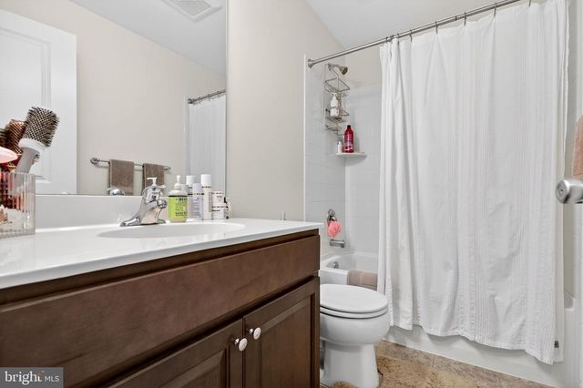 17 SANCTUARY PL, West Deptford, NJ 08086