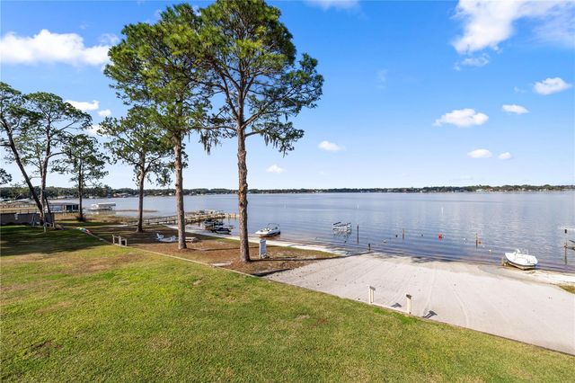 11001 SE SUNSET HARBOR ROAD B14, Summerfield, FL 34491