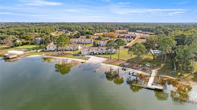 11001 SE SUNSET HARBOR ROAD B14, Summerfield, FL 34491