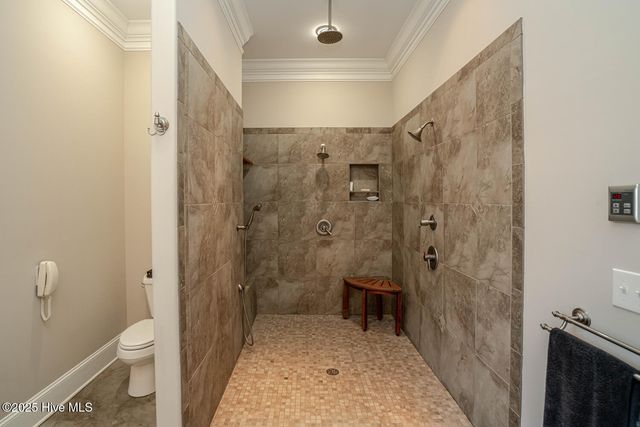 545 Gladstone Circle SW, Ocean Isle Beach, NC 28469