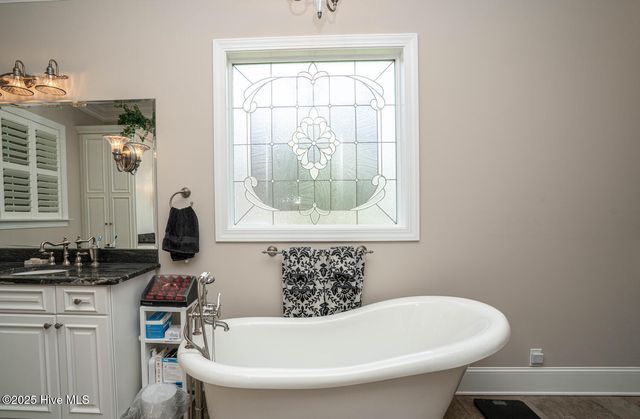 545 Gladstone Circle SW, Ocean Isle Beach, NC 28469