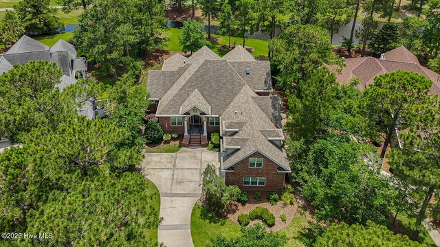 545 Gladstone Circle SW, Ocean Isle Beach, NC 28469