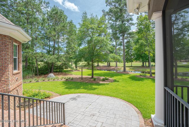 545 Gladstone Circle SW, Ocean Isle Beach, NC 28469
