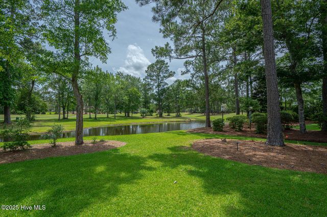 545 Gladstone Circle SW, Ocean Isle Beach, NC 28469