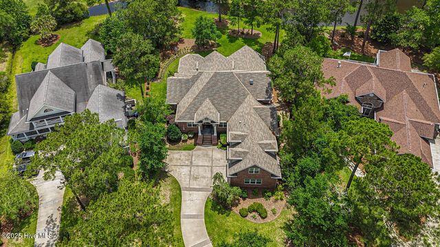 545 Gladstone Circle SW, Ocean Isle Beach, NC 28469