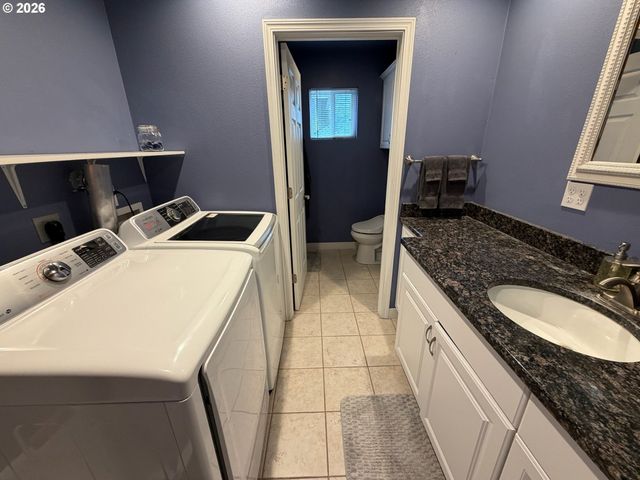 72610 DWIGHT St, Rainier, OR 97048