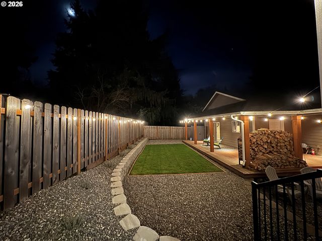 72610 DWIGHT St, Rainier, OR 97048