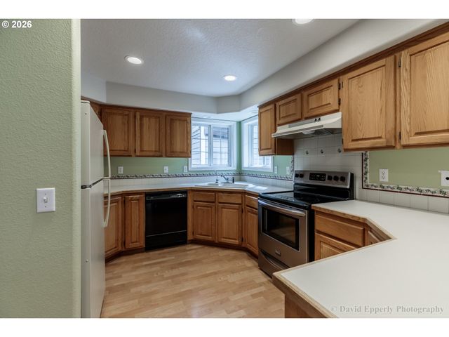 72610 DWIGHT St, Rainier, OR 97048