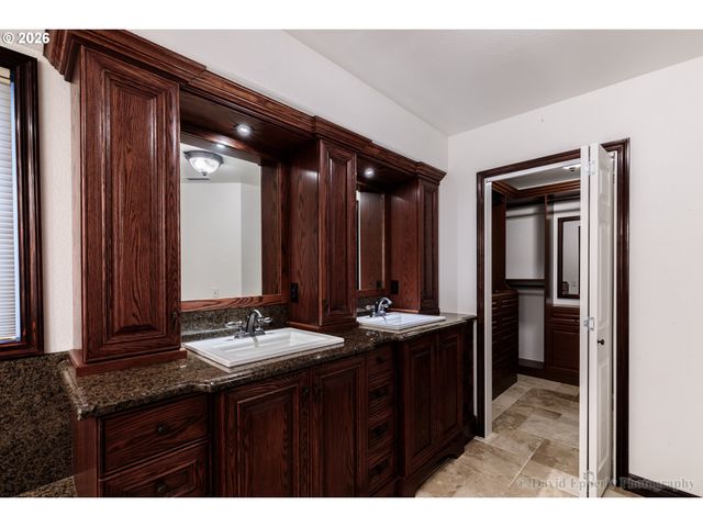 72610 DWIGHT St, Rainier, OR 97048
