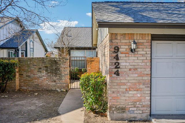 9424 Singing Quail DR 99E, Austin, TX 78758