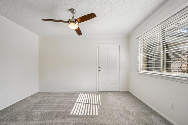 9424 Singing Quail DR 99E, Austin, TX 78758