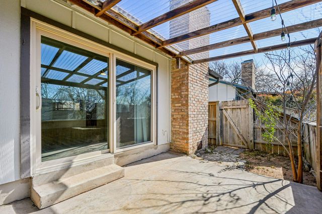 9424 Singing Quail DR 99E, Austin, TX 78758