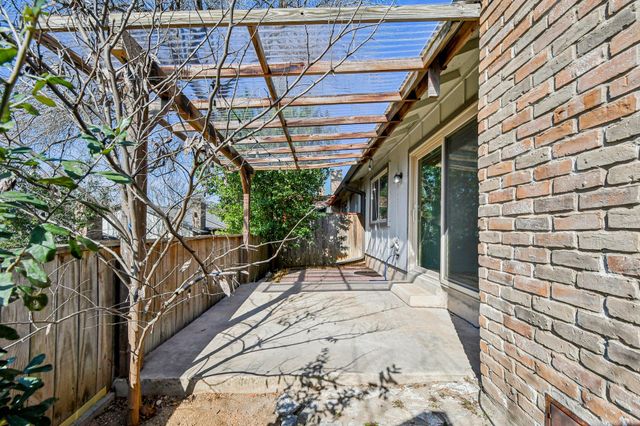 9424 Singing Quail DR 99E, Austin, TX 78758