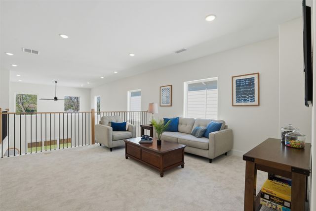 623 Parkview Avenue, Dallas, TX 75223