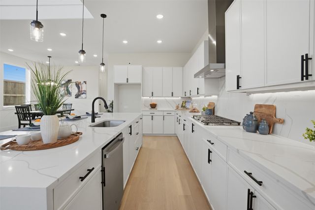 623 Parkview Avenue, Dallas, TX 75223