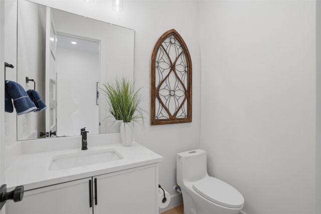 623 Parkview Avenue, Dallas, TX 75223