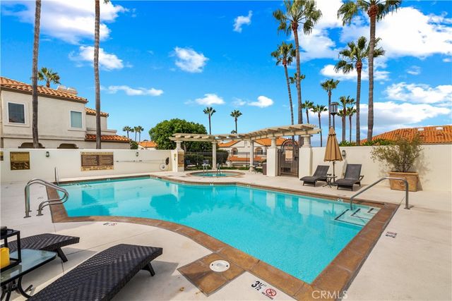 61 Tennis Villas, Dana Point, CA 92629